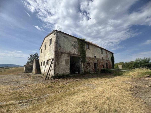 casa indipendente in vendita a Volterra in zona Villamagna
