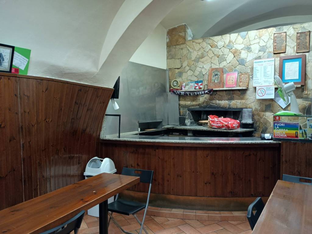 negozio in vendita a Volterra