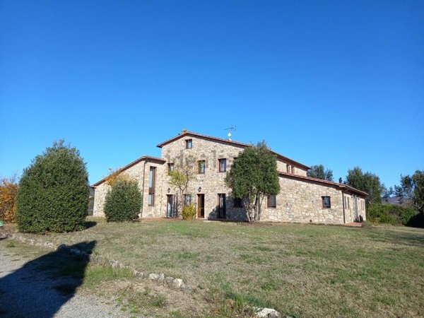 casa indipendente in vendita a Volterra