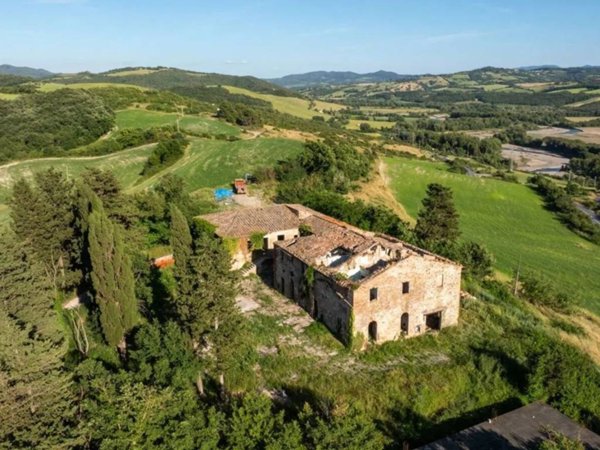 casa indipendente in vendita a Volterra