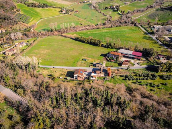 casale in vendita a Volterra
