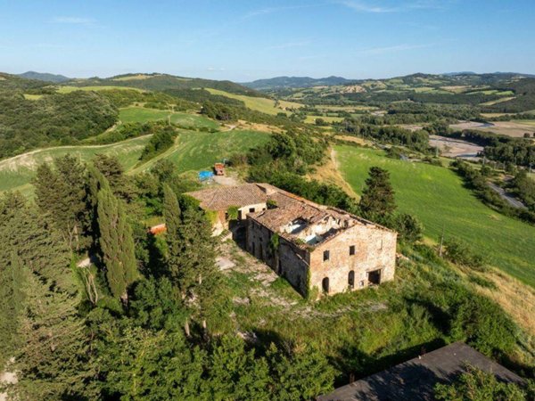 casa indipendente in vendita a Volterra