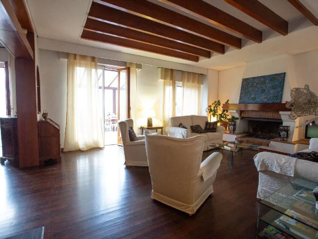 casa indipendente in vendita a Volterra