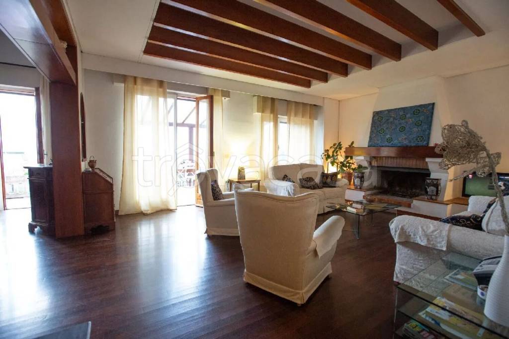 casa indipendente in vendita a Volterra