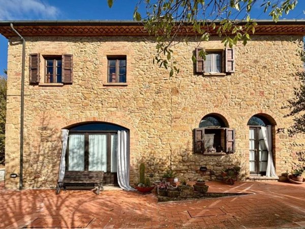 casa indipendente in vendita a Volterra