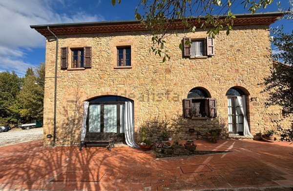 casa indipendente in vendita a Volterra