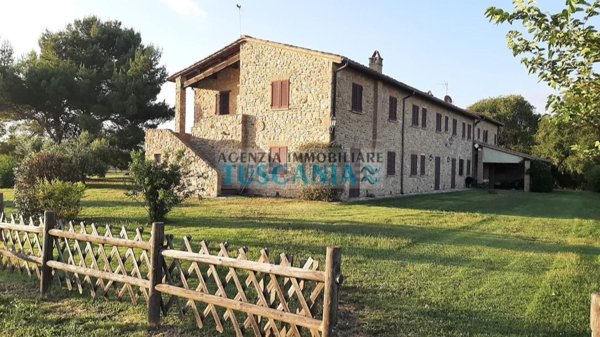 casa indipendente in vendita a Volterra