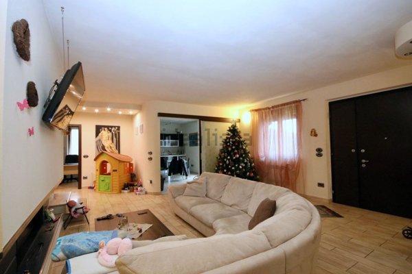 casa indipendente in vendita a Volterra in zona Saline