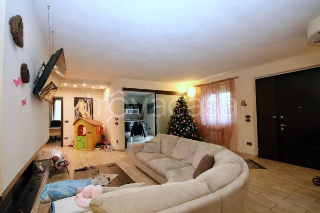 casa indipendente in vendita a Volterra in zona Saline