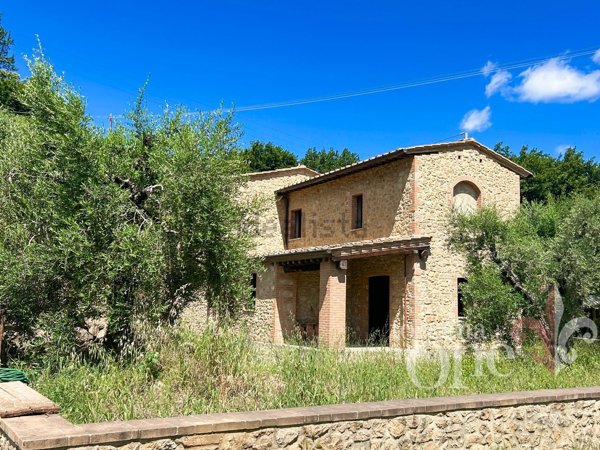 casa indipendente in vendita a Volterra