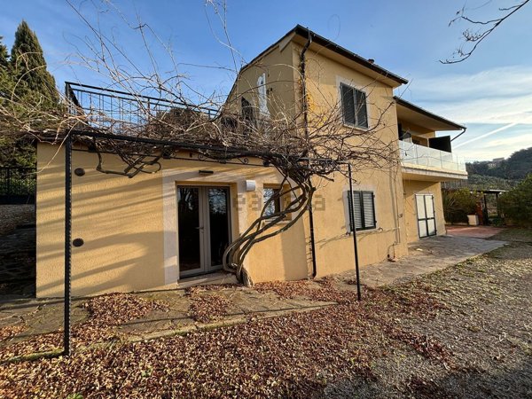 casa indipendente in vendita a Volterra