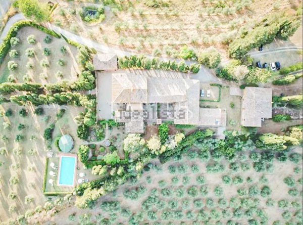 casa indipendente in vendita a Volterra