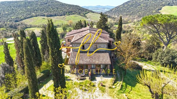 casa indipendente in vendita a Volterra