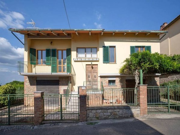 casa indipendente in vendita a Volterra