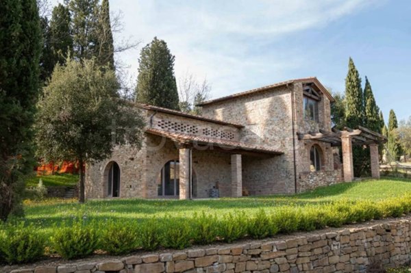 casa indipendente in vendita a Volterra in zona Mazzolla