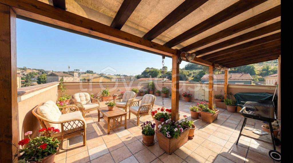 appartamento in vendita a Volterra in zona Saline