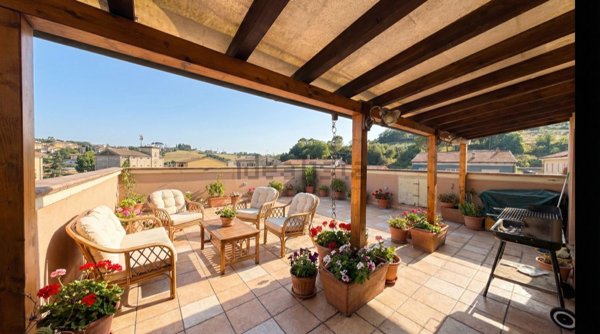 appartamento in vendita a Volterra in zona Saline