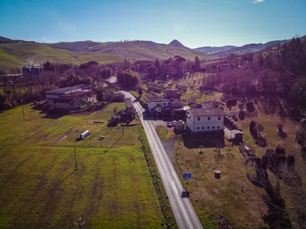 casa indipendente in vendita a Volterra