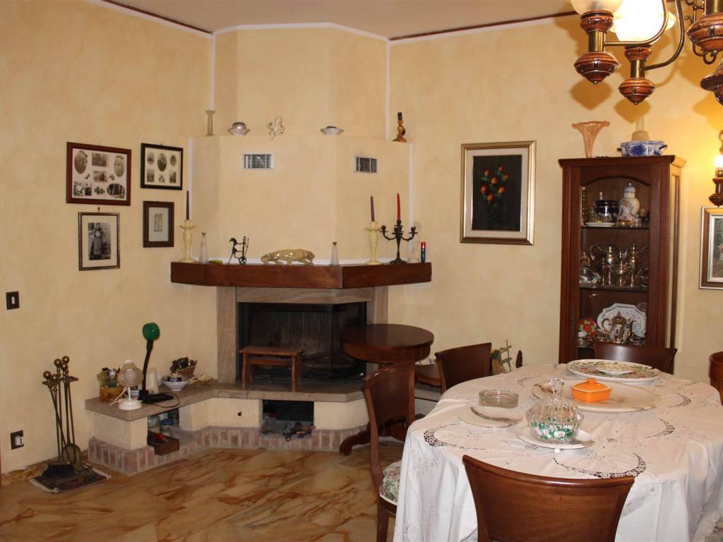 casa indipendente in vendita a Volterra in zona Saline