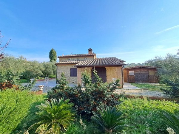 casa indipendente in vendita a Volterra