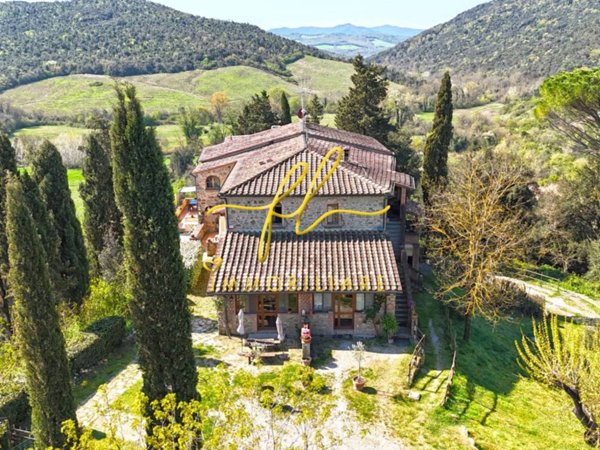casa indipendente in vendita a Volterra