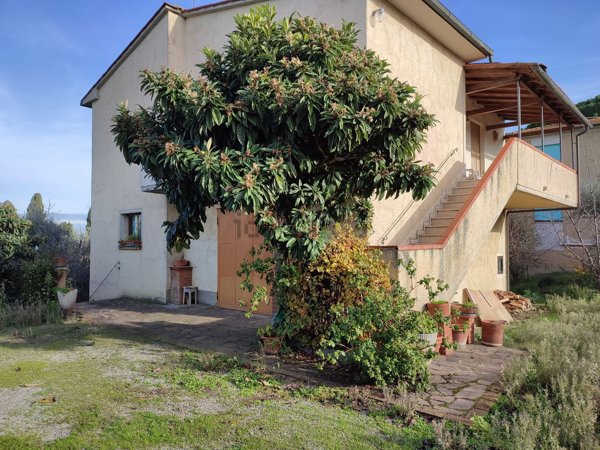 casa indipendente in vendita a Volterra