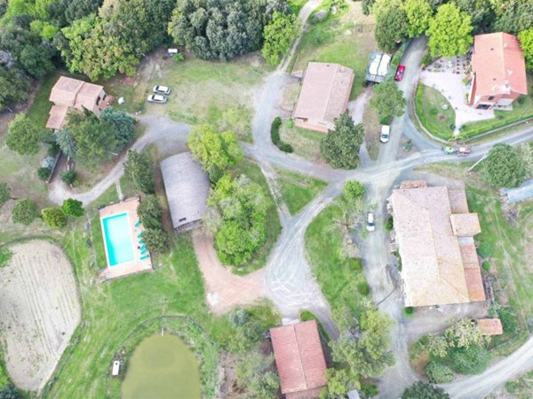 casa indipendente in vendita a Volterra