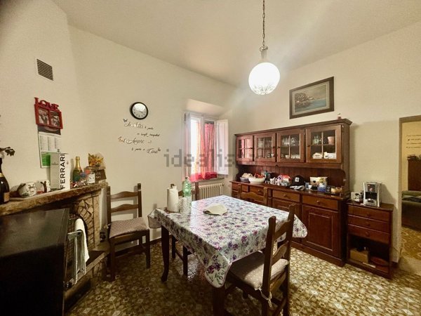 intera palazzina in vendita a Volterra