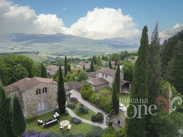 casa indipendente in vendita a Volterra in zona Mazzolla