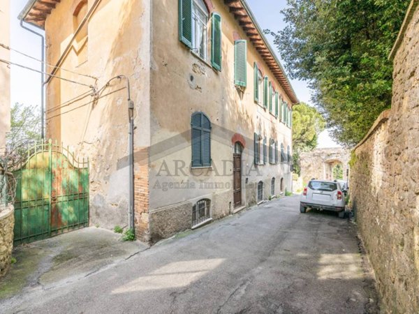 appartamento in vendita a Volterra