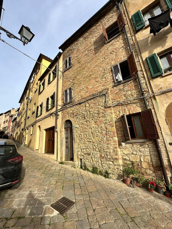 casa indipendente in vendita a Volterra