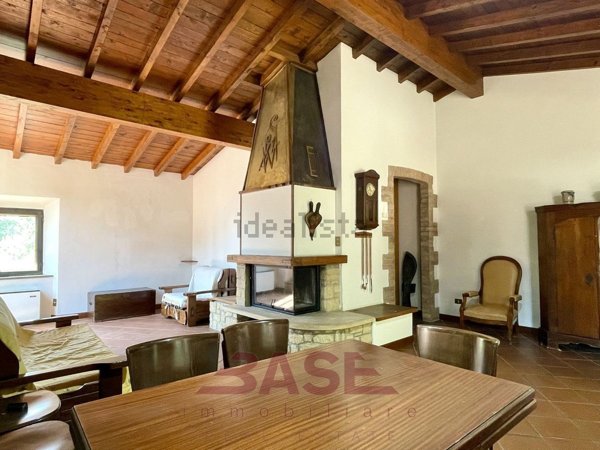 appartamento in vendita a Volterra in zona Saline