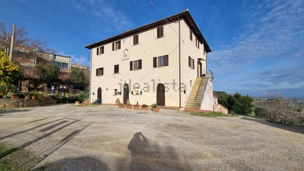 appartamento in vendita a Volterra