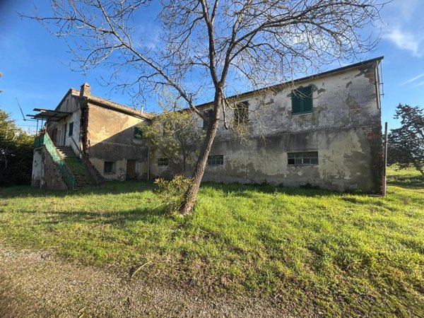 casa indipendente in vendita a Volterra