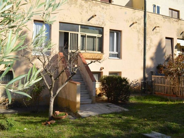 appartamento in vendita a Volterra in zona Saline