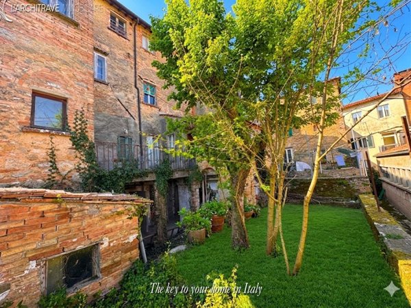 casa indipendente in vendita a Volterra