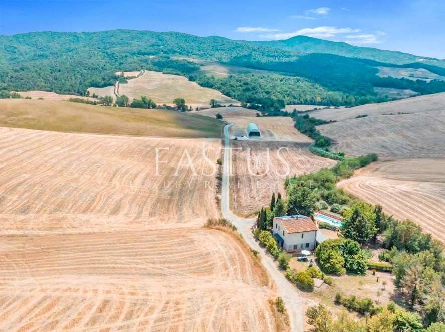 casa indipendente in vendita a Volterra in zona Mazzolla