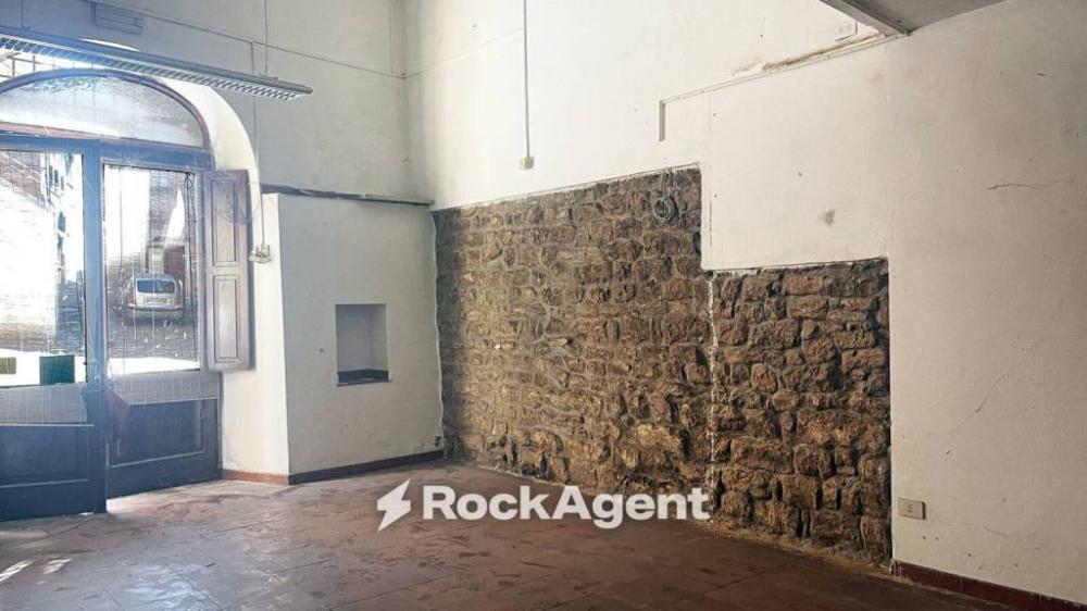negozio in vendita a Volterra