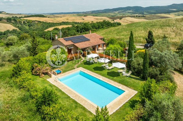 casale in vendita a Volterra in zona Villamagna