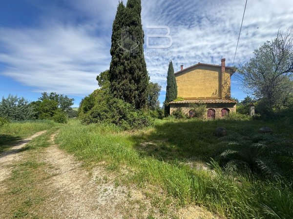 casa indipendente in vendita a Volterra