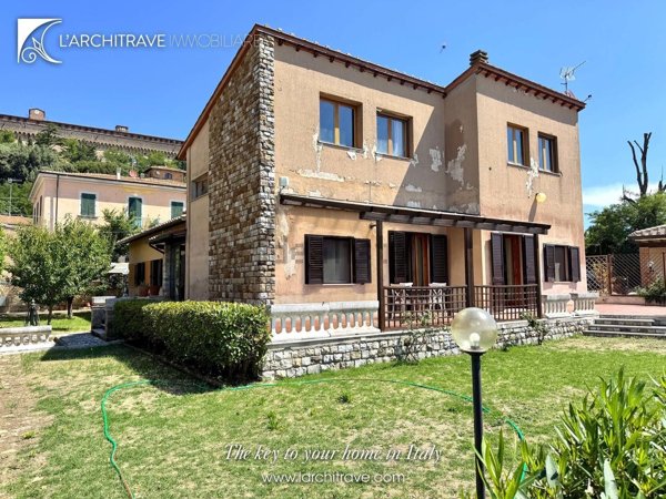casa indipendente in vendita a Volterra