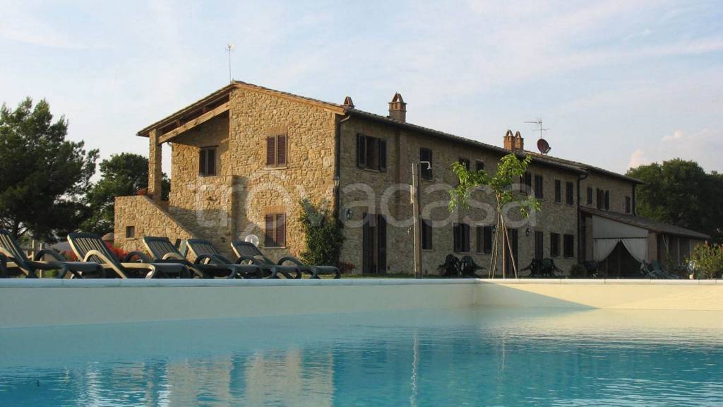 casa indipendente in vendita a Volterra in zona Mazzolla