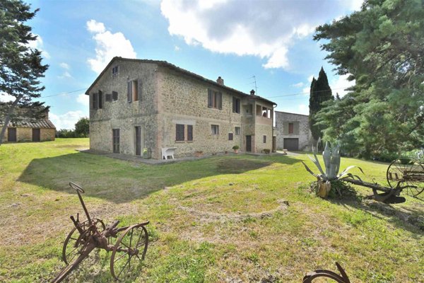 casa indipendente in vendita a Volterra in zona Mazzolla