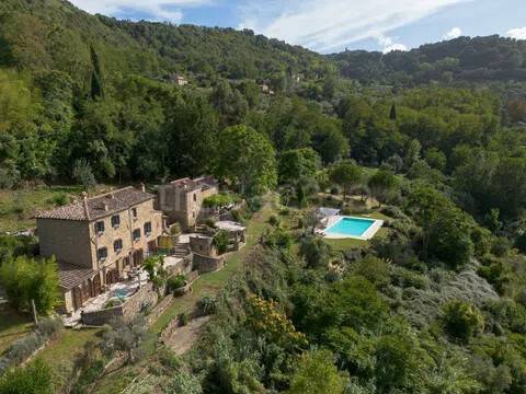 casa indipendente in vendita a Volterra