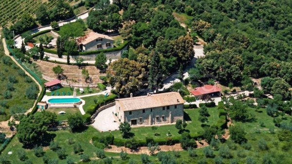 casa indipendente in vendita a Volterra