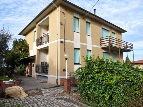 appartamento in vendita a Volterra in zona Villamagna