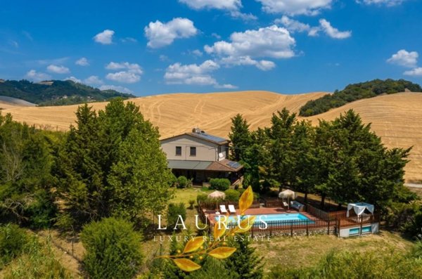 casa indipendente in vendita a Volterra in zona Mazzolla