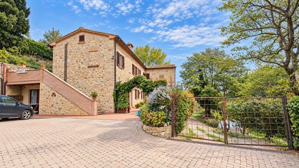 appartamento in vendita a Volterra