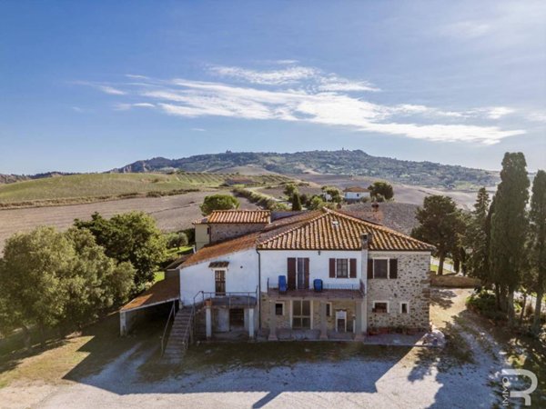casa indipendente in vendita a Volterra
