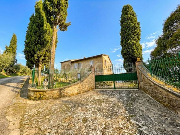 casa indipendente in vendita a Volterra